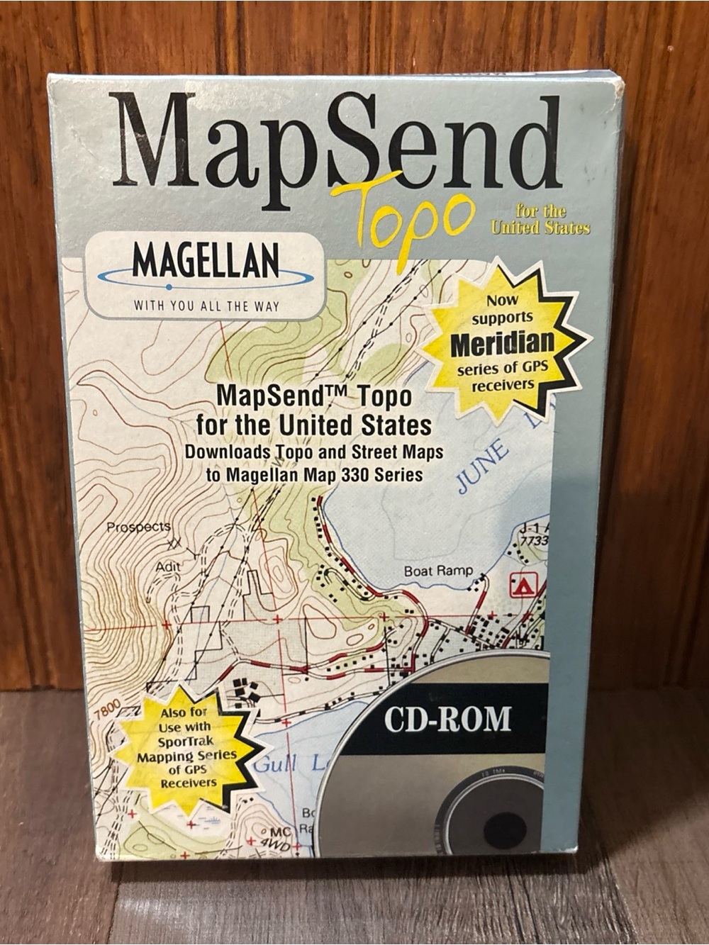 MapSend Topo CD-ROM by Magellan w PC cable